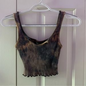 cropped tank top